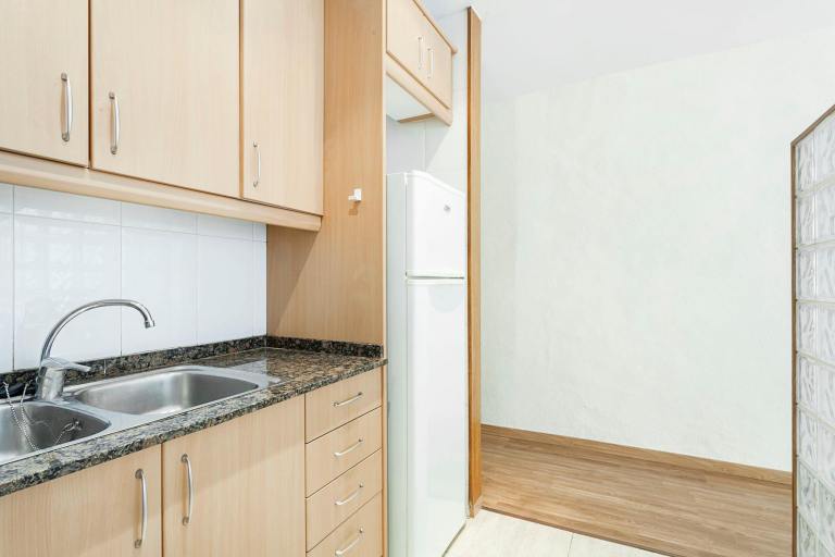 PLAZA DE PEDRÓ 8-10.2